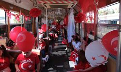 Nostalji tramvayında Cumhuriyet Bayramı kutlandı