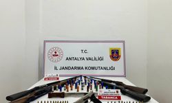 Antalya'da silahlı saldırı şüphelisi kıskıvrak yakalandı