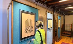 Âdil-i Mutlak Hat Eserleri Sergisi Antalya'da ziyarete açıldı