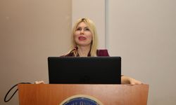 Akdeniz Üniversitesi'nde 'Boşanma ve Kadına Karşı Şiddet' paneli