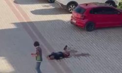 Annesinin sevgilisini 22 bıçak darbesiyle öldürdü