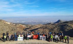 Atatürk için yürüdüler