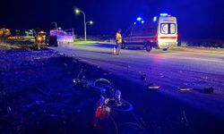 Gazipaşa'da kaza yapan sürücünün dişlerini telefon ışığıyla aradılar