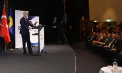 Bakan Işıkhan, İsveç'te Türk gurbetçilerle buluştu