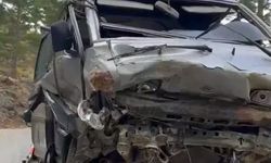 Alanya'da otomobil duvara çarptı: 1 ölü