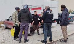 Afyonkarahisar'da 9'u DEAŞ'le iltisaklı 62 yabancı uyruklu sınır dışı edildi