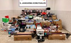 1 milyon 300 bin lira değerinde kaçak elektronik malzeme ele geçirildi