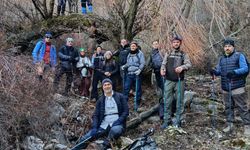 Doğaseverler Elbiz kanyonunda yürüdü