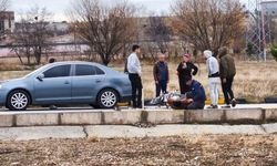 Otomobille motosiklet çarpıştı: 1 yaralı