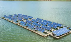 Enerji rotası değişiyor... Yüzer GES'ler devreye giriyor!