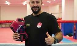 Muay Thai Süper Ligi şampiyonu Uğurlu, Hong Kong'ta unvan için ringe çıkıyor