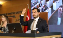 Alanya'da yılın son meclisine Nazmi Zavlak Başkanlık etti