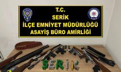 Antalya'da uyuşturucu ve silah operasyonu: 8 şüpheli yakalandı