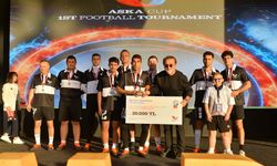 Antalya'da turizmcilerin turnuvasında dostluk kazandı