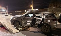 Işık ihlali yapan TIR, otomobile çarptı: 1 ölü, 5 yaralı