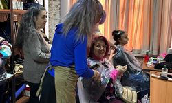 Yaşlı Evleri'nde kişisel bakım uygulaması