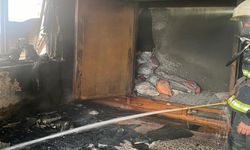 Antalya'da ev yangını