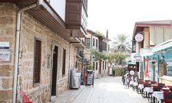 '5 yıldızlı otel yatırımları Antalya kent turizmini öldürüyor'