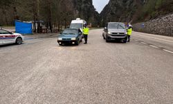 Jandarma denetiminde 84 araç men edildi