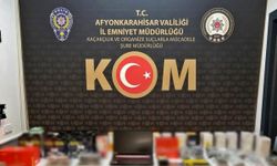 Kaçak telefon aksesuarları ele geçirildi