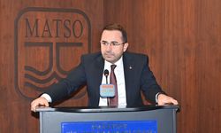 'Kredi kartlarına getirilen kısıtlama piyasayı daraltır'