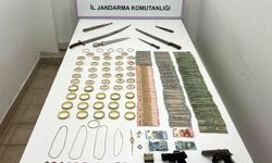 Sahte altın ve ruhsatsız silah operasyonu