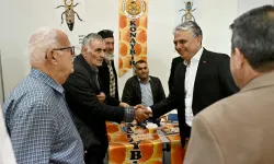 Antalya'da Başkan Uysal'dan arıcılara destek