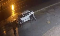 Alanya'da otomobillerin lastiğini kesip, marketlerden hırsızlık yaptılar