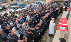 Polis memuru memleketinde toprağa verildi