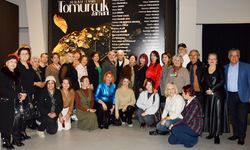 'Tomurcuk Zamanı' sergisi ziyarete açıldı