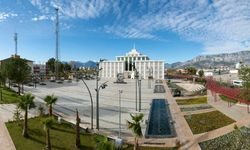 Antalya Döşemealtı Belediyesi'ne 'asfalt ihalesi' operasyonu: 22 gözaltı