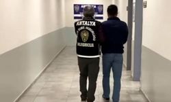 Antalya'da çalıştığı iş yerini 8,5 milyon lira dolandırdı