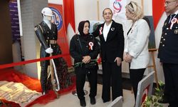 Atık malzemelerden şehitlik anıtı