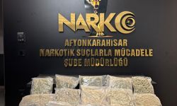 Durdurulan araçlardan uyuşturucu çıktı: 2 tutuklama