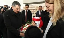 Bakan Çiftçi Ağrı'da... Valilik ziyaretinde vatandaş odaklı hizmetleri değerlendirdi