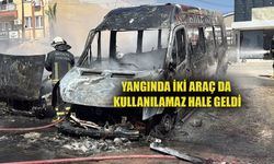 Antalya'da  park halindeki otomobil ve midibüs alev alev yandı