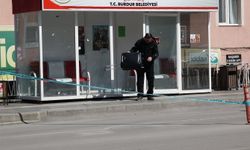 Durakta unutulan şüpheli valiz boş çıktı