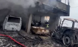 Garaj yangınında 6 araç kullanılamaz hale geldi