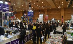 Kepez Kitap Fuarı kapılarını açtı