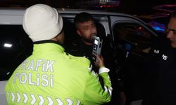 Antalya'da polisin 'dur' ihtarına uymadı: Kaçan sürücüye 200 bin TL ceza