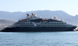 Alanya'da turistler kruvaziyerle geldi