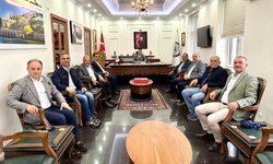 Alanya'da eski belde belediye başkanları Kaymakam Öztürk'ü ziyaret etti