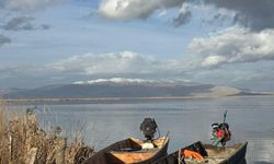 Eber Gölü'nde su seviyesi yükseliyor