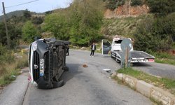 Alanya'da devrilen aracın sürücüsü yaralandı