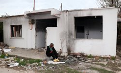 Felç geçiren kamyon şoförü, sokakta yaşam mücadelesi veriyor