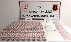 Antalya'da operasyonda 1.770 adet sentetik hap ele geçirildi
