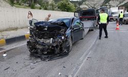 Antalya Kavşağı'nda zincirleme kaza: 5 yaralı
