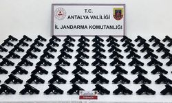 Antalya'da jandarmadan ruhsatsız silah operasyonu