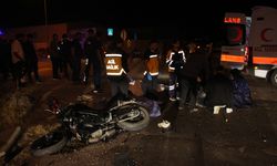 Antalya'da motosiklet çöp kamyonuyla çarpıştı: 2 ölü