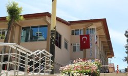 Belediyeden, başkan yardımcısına yumruklu saldırı açıklaması